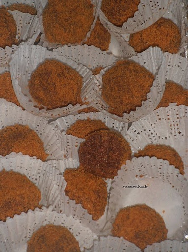 boules de gateaux sans cuisson spéculos/chocolat pour l&rsquo;aid