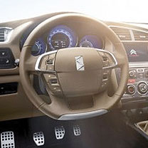 Essai Citroën DS4 Sport Chic 2.0 HDI 160 BVM : Belle et attirante