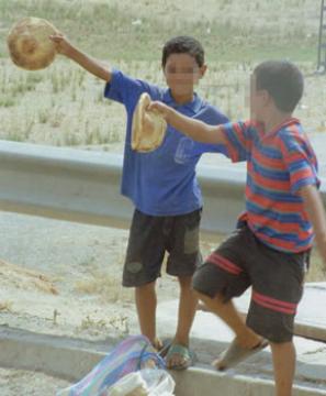 Exploitation des mineurs durant le mois sacré en Algérie,Les enfants de la galette