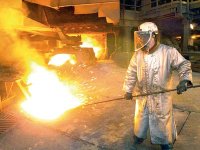 Le ramadhan des travailleurs de l’aciérie d’el hadjar ,Huit heures face à 1700° c