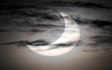 L’observation du croissant lunaire en Algérie impossible vendredi : L’Aïd El Fitr dimanche selon Sirius