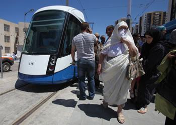 Opacité,budgets sommaire,manque de communication….Grands projets, petit management