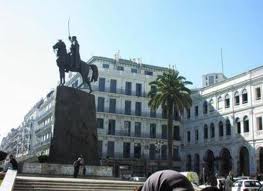 Polémique autour du ravalement de la statue de l’émir Abdelkader à Alger