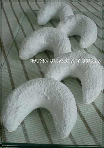 Tcharek el-m&rsquo;labes* Tcharek el-m&rsquo;saker*