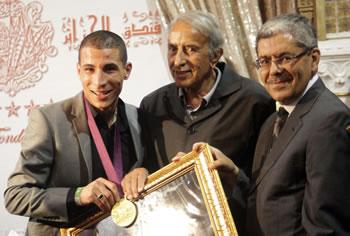 Une réception à son honneur a été organisée à l&rsquo;hotel el Djazair,L&rsquo;Algérie récompense Makhloufi