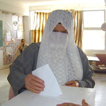 Ils ont en ligne de mire les élections locales,Les nouveaux partis cherchent des programmes