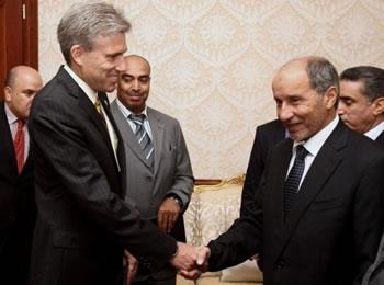 L&rsquo;AMBASSADEUR DES ETATS-UNIS TUÉ À BENGHAZI, La Libye de nouveau dans le chaos