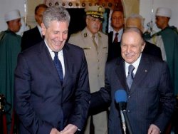 Le président Bouteflika reçoit le ministre italien de la défense