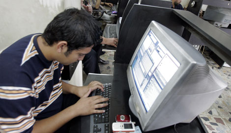 « Les cybercafés informels seront fermés »