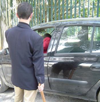 Parking sauvages,Le racket ou le bâton