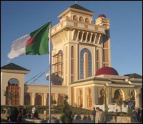 Tlemcen ,Les finances des collectivités en débat