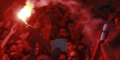 Yémen : La police évacue les manifestants ayant attaqué l’ambassade américaine