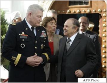 Alger détourne au profit du FIS les propos du commandant US