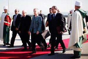 Crise Malienne,Discussions «très approfondies» entre Bouteflika et Hillary Clinton