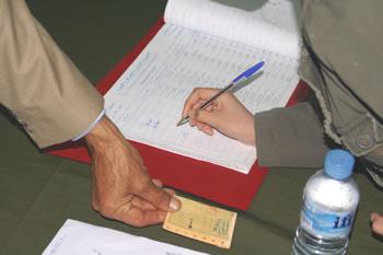 Elections locales,Des listes au forceps