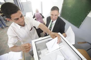 Ils ne sont plus charmés par les politiciens,40% des jeunes votent