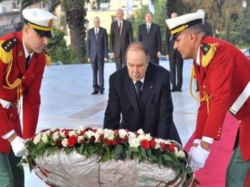 Le pouvoir de Bouteflika: « Oui au 1er Novembre, non au 5 juillet 62 »