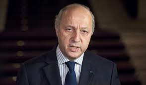 PR MENAS MESBAH, ENSEIGNANT EN SCIENCES POLITIQUES ET RELATIONS INTERNATIONALES, AU TEMPS D&rsquo;ALGÉRIE :  «La page ne peut pas être tournée aussi facilement»