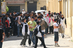 Violence dans les écoles et agression sur les enseignants, Propagation du phénomène et absence de solutions