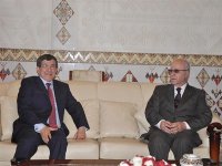 Algérie-Turquie : Davutoglu souligne la volonté des deux pays de promouvoir les relations bilatérales