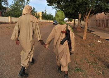 Ansar Eddine rejoint le MNLA pour traquer al Qaida,Spectaculaire revirement au nord du Mali