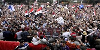 Contestant la «Declaration constitutionnelle»du président Morsi,Manifestations massives en Egypte
