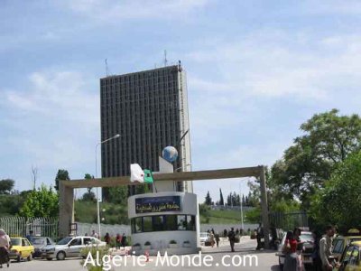 GRÈVES CYCLIQUES À COMPTER DU 12 NOVEMBRE,  Les travailleurs de l&rsquo;université de Constantine reviennent à la charge