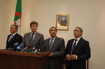 Il a demandé au gouvernement algérien d&rsquo;investir en France,Montebourg propose un pacte de coproduction