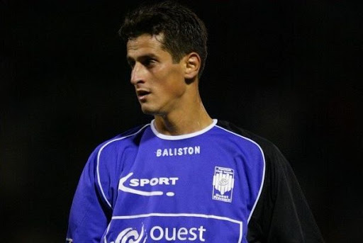 Le buteur Saïfi avocat du buteur Djallit