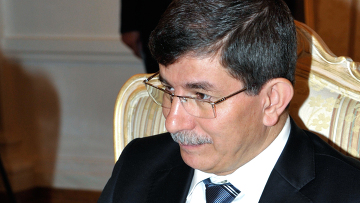 Le MAE turc à Alger dans le cadre du renforcement des relations bilatérales