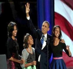 Le président Obama réélu, plusieurs dossiers en instance sur son bureau ovale