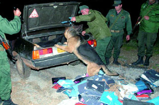 Le trabendo continue de faire rage à nos frontière Ouest,Une économie souterraine au service du développement du Maroc