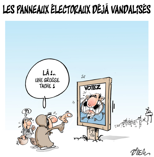 Les paneaux électroraux déja vandalisés