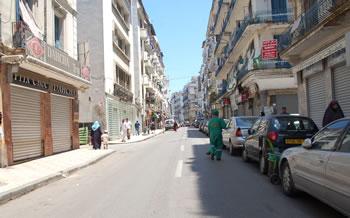 Permanences durant la féte de l&rsquo;Aïd El Adha,614 commerçants ont reçu des questionnaires