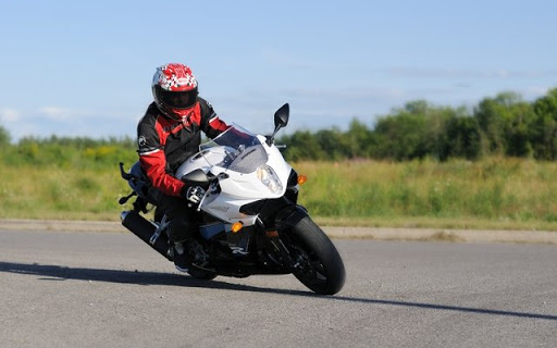 SIDI BEL ABBÈS, Quatre motocyclistes blessés dans deux accidents de la circulation