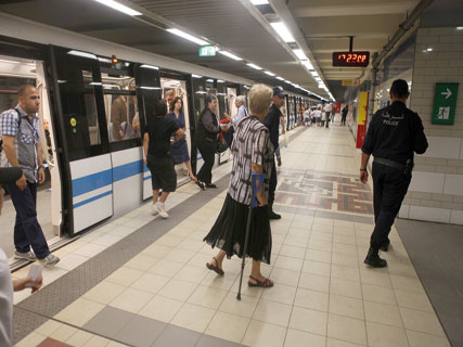 Une année après sa mise en service ,Métro d’Alger : un transport de masse ou de luxe ?