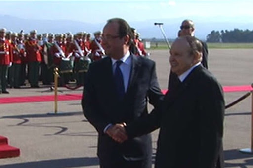 A Alger, Hollande reconnaît les “souffrances” infligées par la colonisation