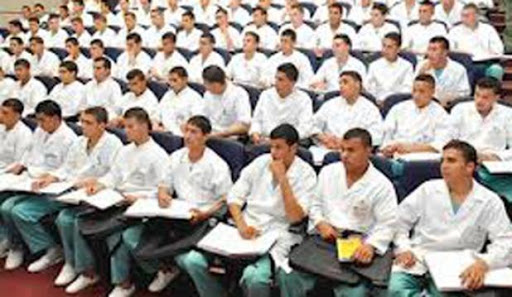 Algérie : des médecins deviennent des commerciaux de laboratoires pharmaceutiques étrangers