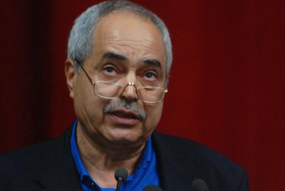 Benbitour pourrait se présenter à la présidentielle de 2014