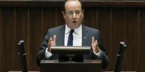 Bouteflika convoque l’APN et le Sénat pour le discours de Hollande