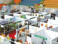 Des agriculteurs découvrent l’Internet au « Sud’Agral 2012 » de Biskra