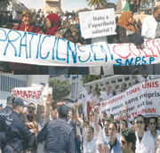 Front social ,Une fin d’année agitée