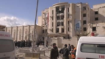 Guerre civile en Syrie,Des jihadistes prennent la dernière base à l&rsquo;armée à Alep