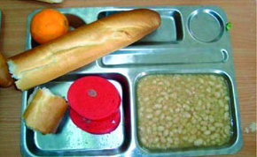 Insalubrité, malbouffe et intoxications,L enfer des restos U