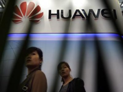 Les Chinois ZTE et Huawei exclus des marchés publics algériens