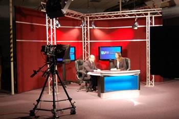 Ouverture de l&rsquo;audiovisuel,Prudence !