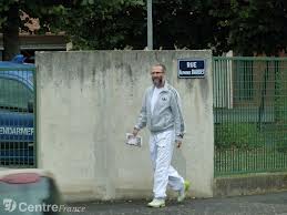 Un islamiste algérien “encombrant” en France