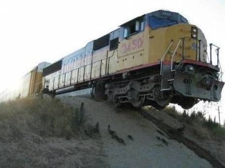 Une bombe artisanale explose sur la voie ferrée à Bouira