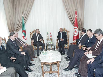 Visite du ministre de l’Intérieur Ould Kablia, La Tunisie sollicite l’expertise algérienne