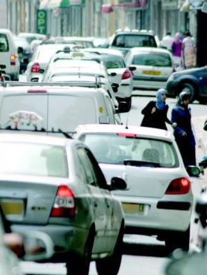 300.000 voitures y circulent chaque jour,Les embouteillages étouffent la capitale